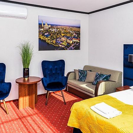 Hotel Stara Gorzelnia Lichen Stary Luaran gambar