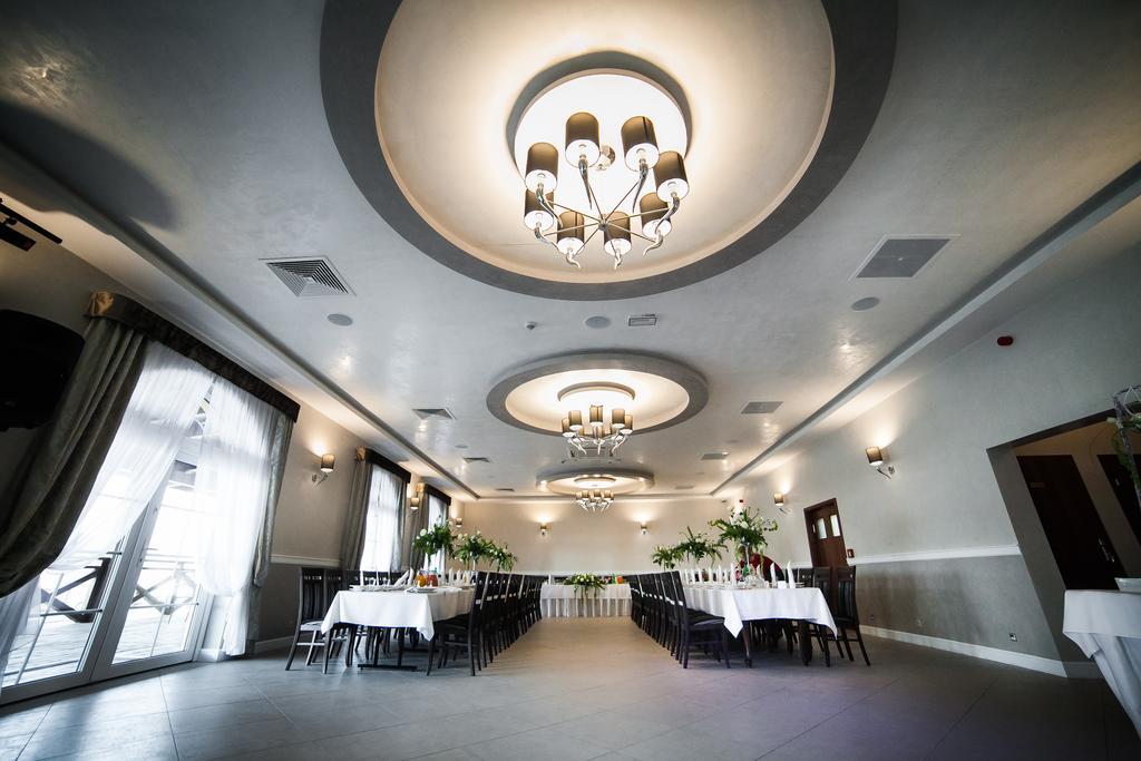 Hotel Stara Gorzelnia Lichen Stary Luaran gambar