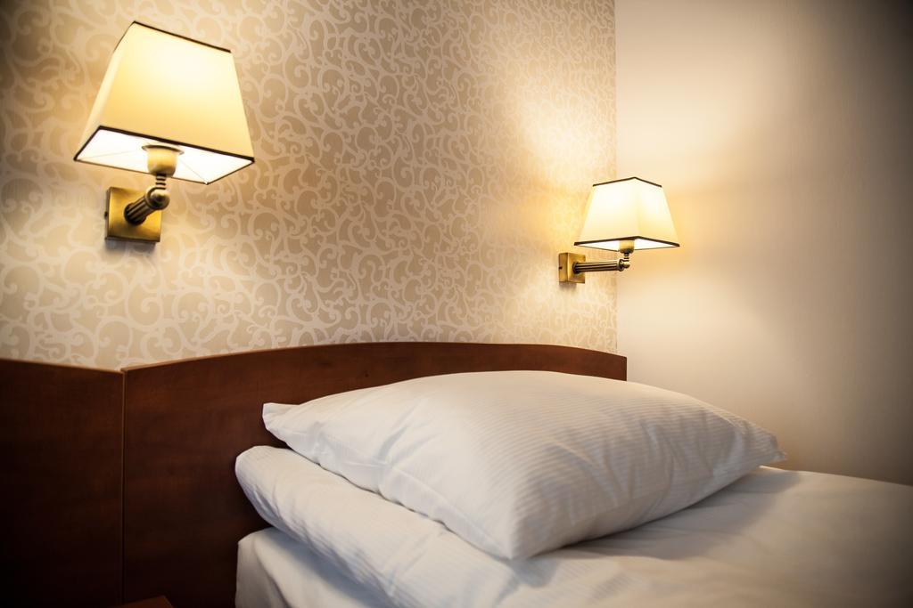 Hotel Stara Gorzelnia Lichen Stary Bilik gambar