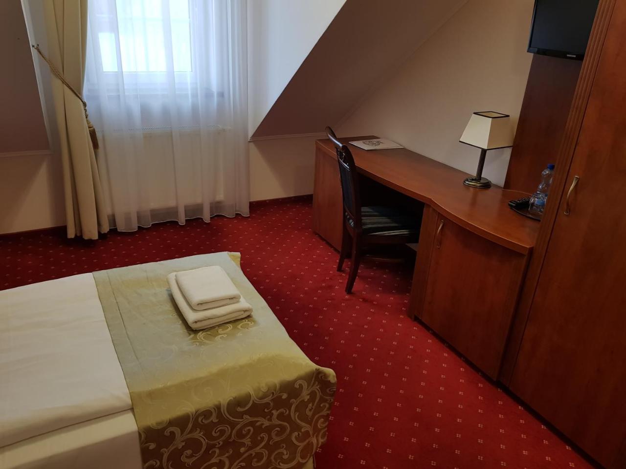 Hotel Stara Gorzelnia Lichen Stary Luaran gambar